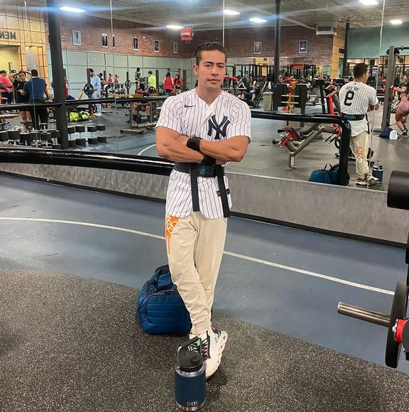 Meet your Posher, Argel - Picture 1 of 1